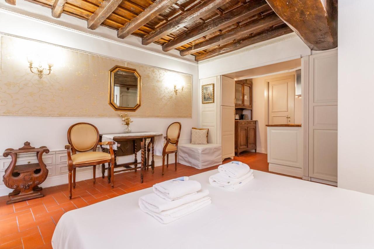 Appartement Al Cortile Del Moro à Rome Extérieur photo