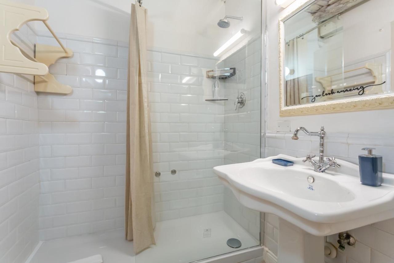 Appartement Al Cortile Del Moro à Rome Extérieur photo
